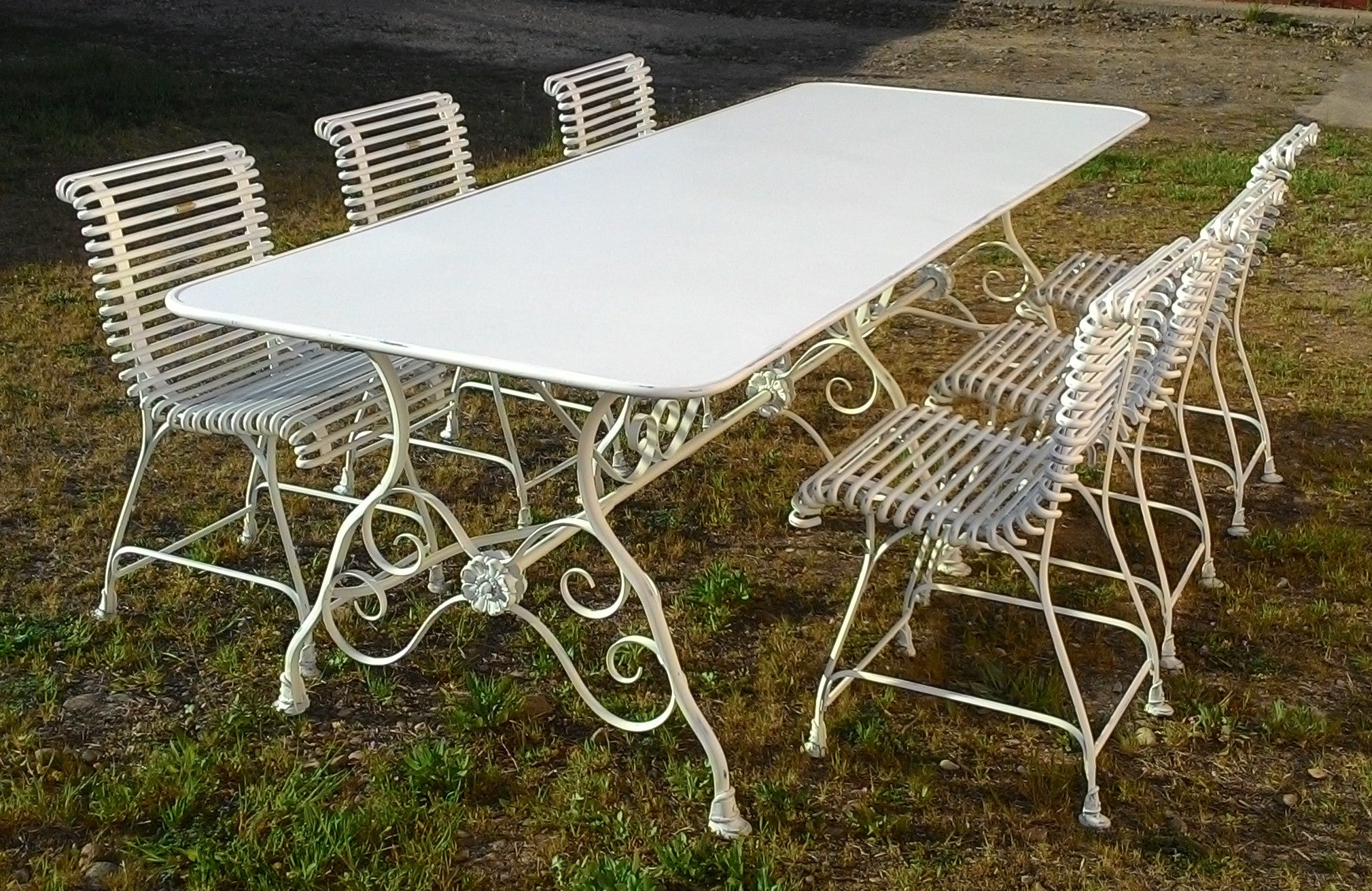 French Sabot Garden Table