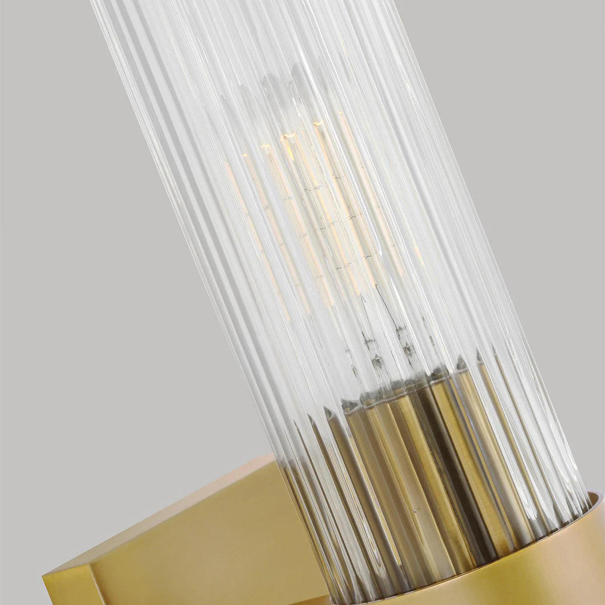 Visual Comfort Studio - Geneva Wall Sconce