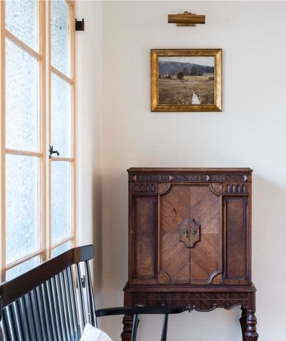 E. F. Chapman Cabinet Maker's Antique Picture Light