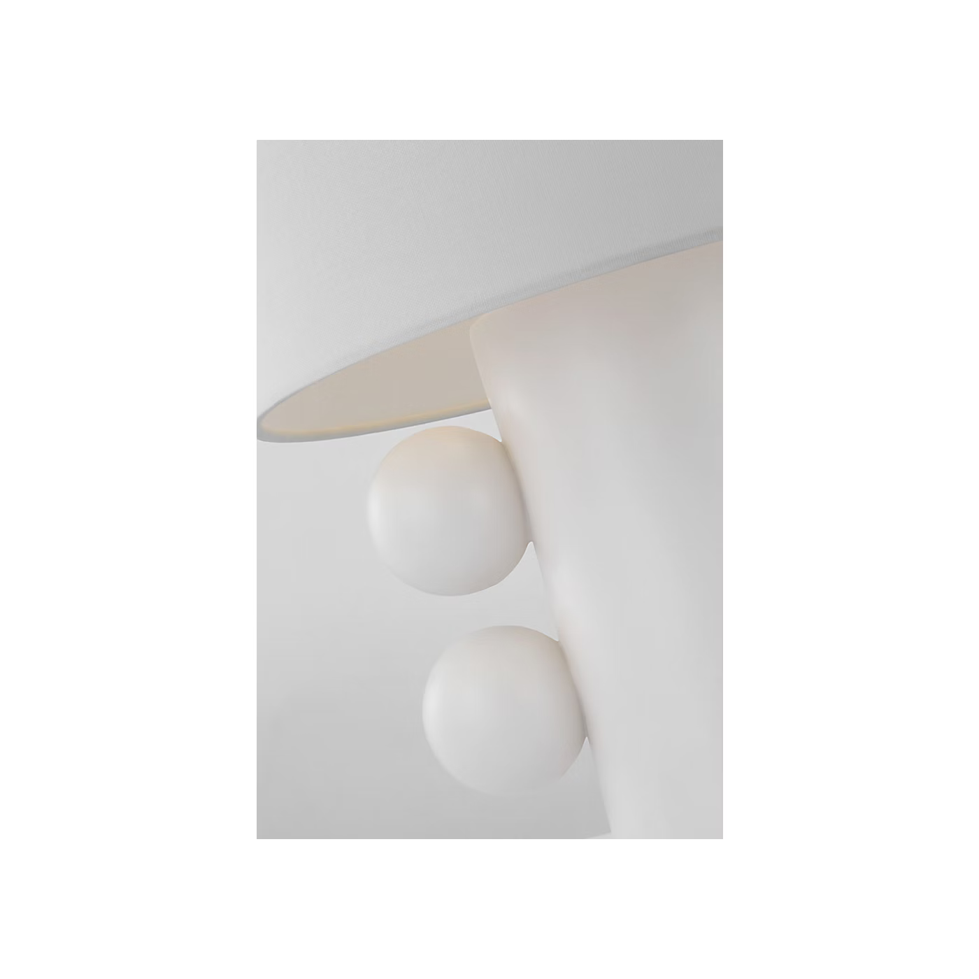 Visual Comfort Kelly Wearstler Tiglia Low Table Lamp