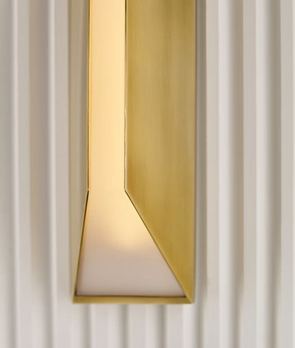 Visual Comfort Kelly Wearstler Stretto Medium Sconce