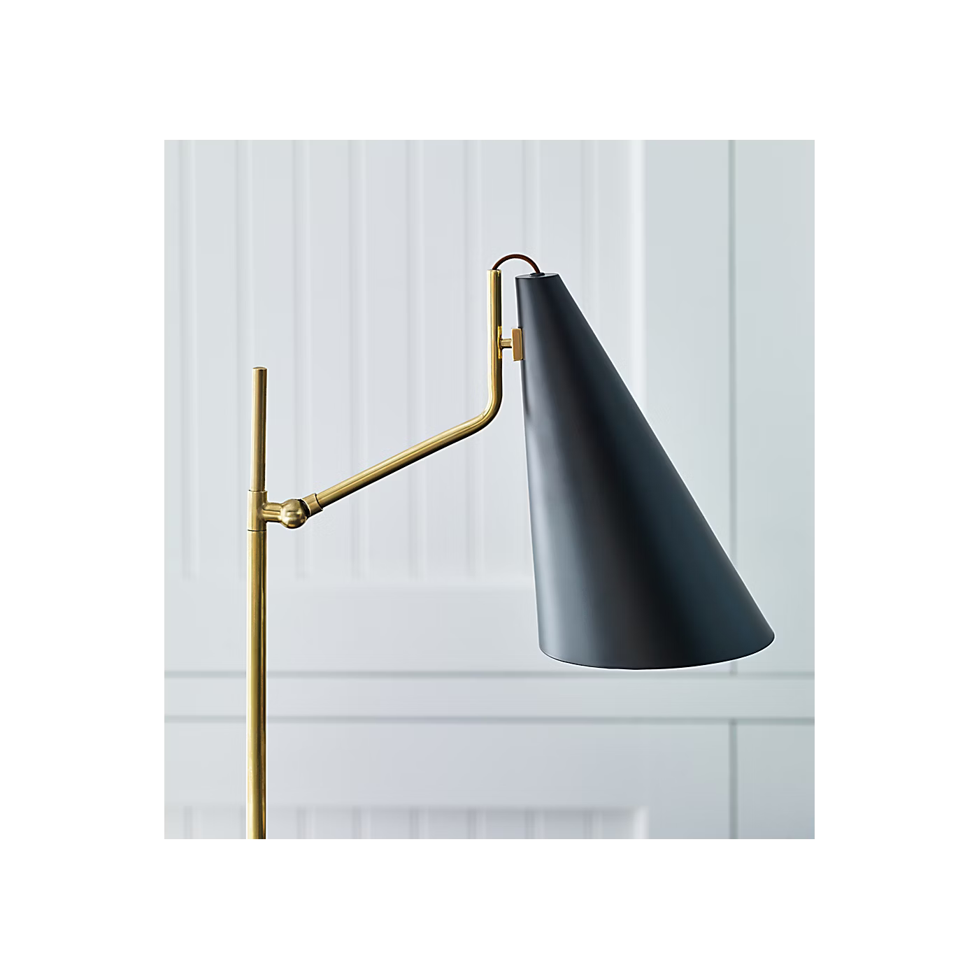 Visual Comfort AERIN Clemente Table Lamp