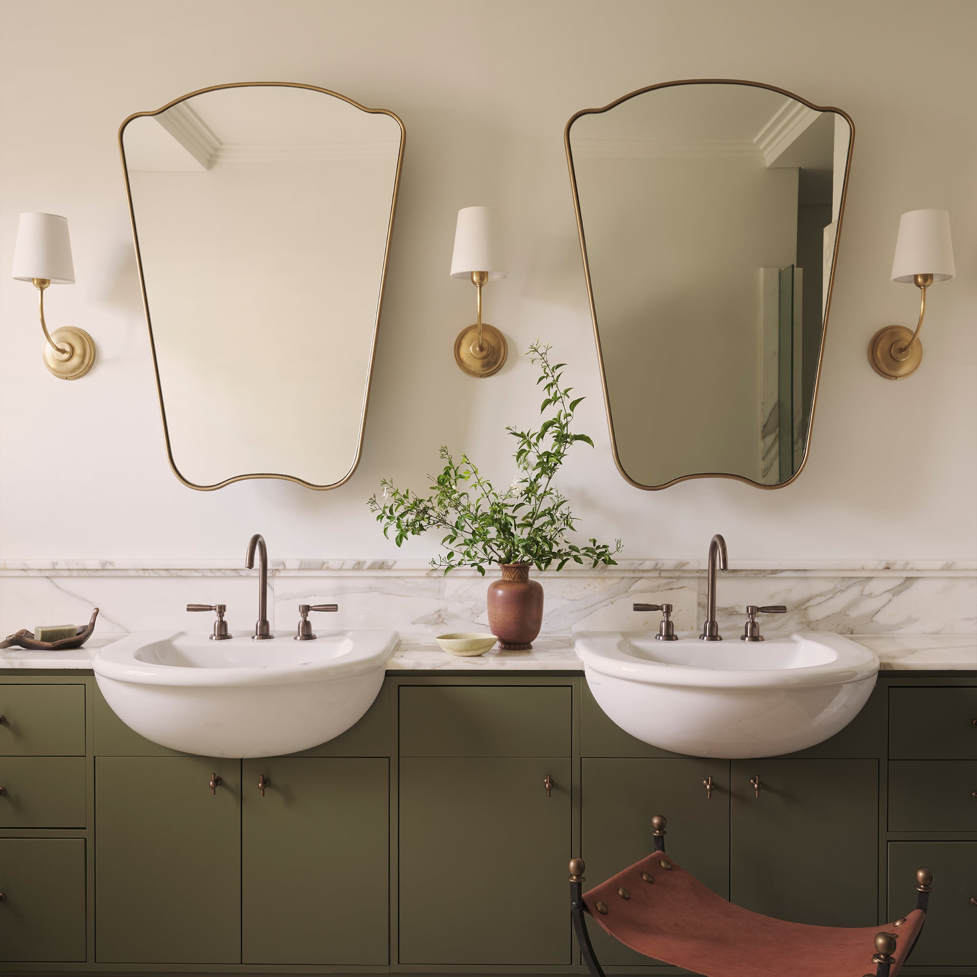 Visual Comfort Thomas O'Brien Vendome Single Sconce