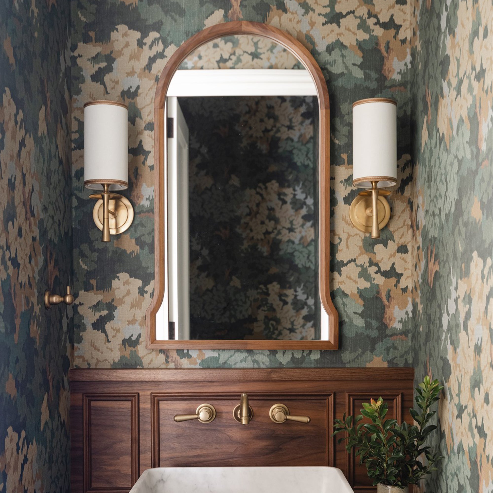 Visual Comfort AERIN Drunmore Single Wall Sconce